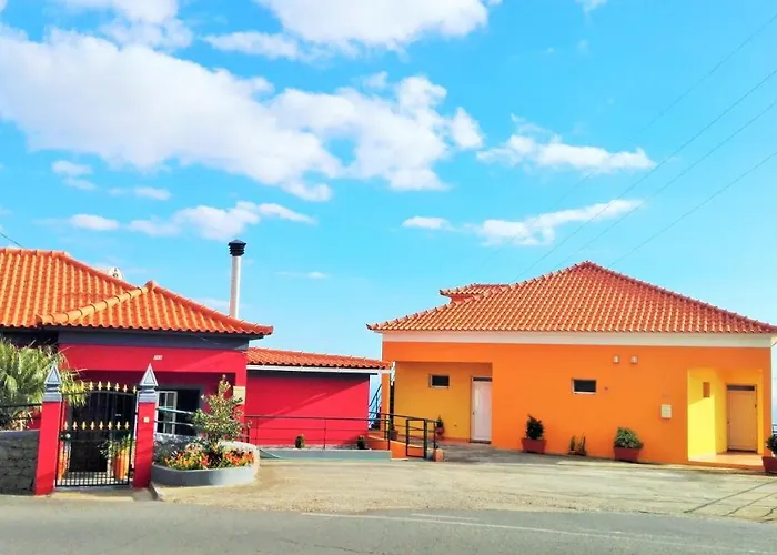 Апартаменты Apartamento Villa Понта-ду-Сол